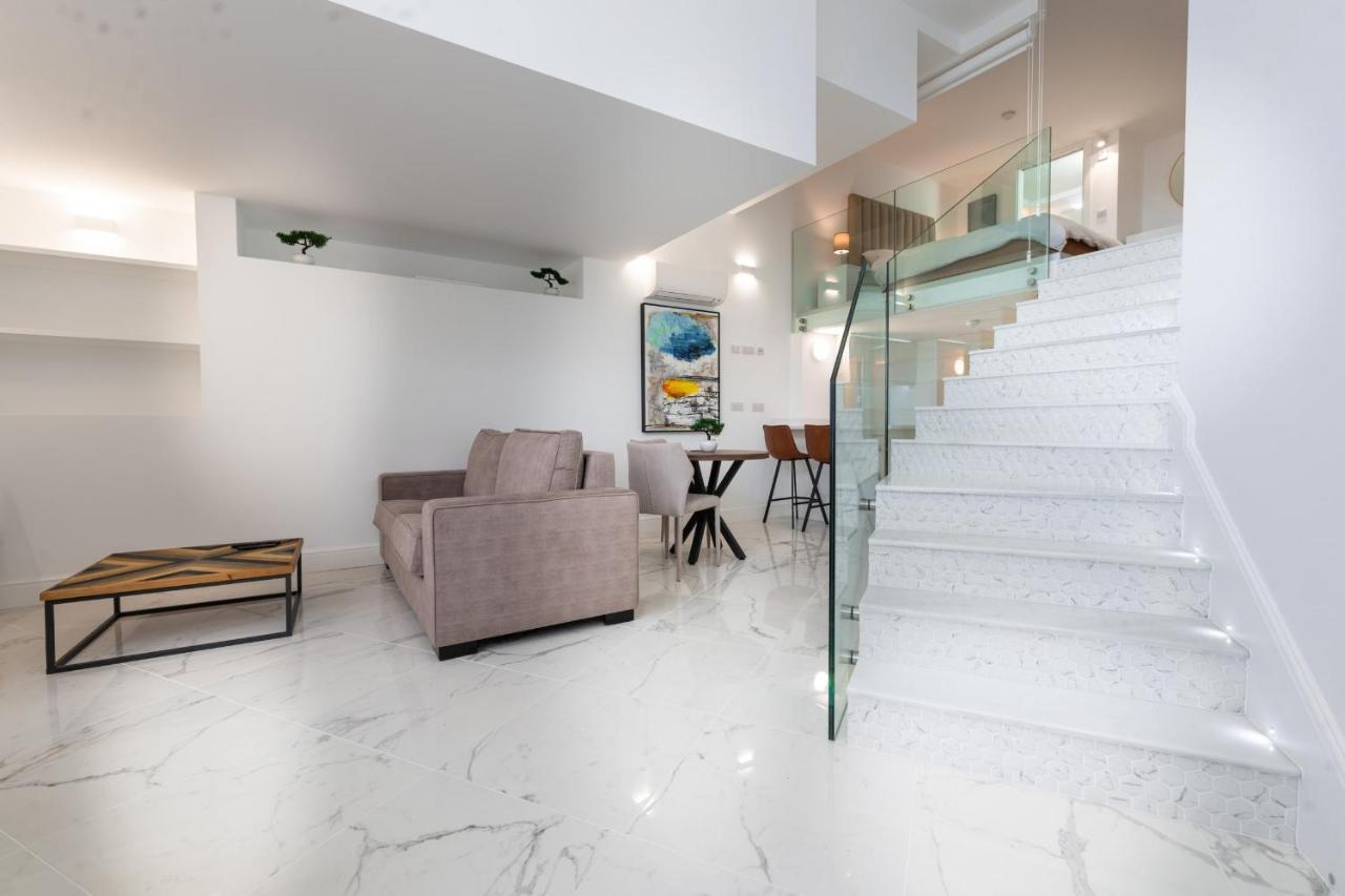 Beachfront Maisonette Gibraltar Exteriör bild
