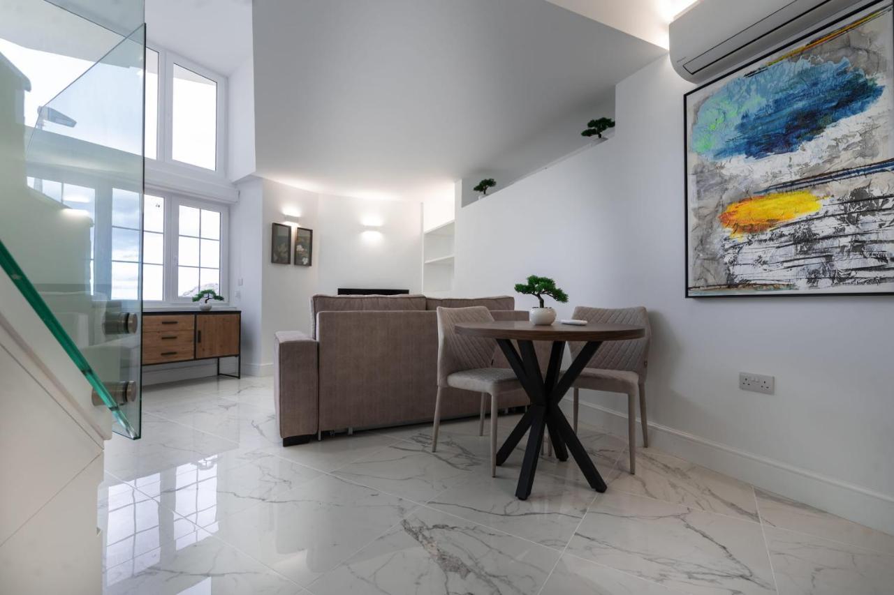 Beachfront Maisonette Gibraltar Exteriör bild