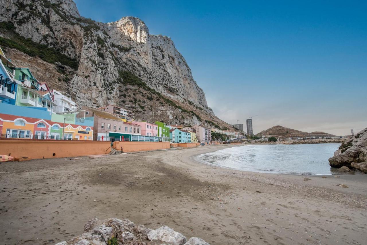 Beachfront Maisonette Gibraltar Exteriör bild